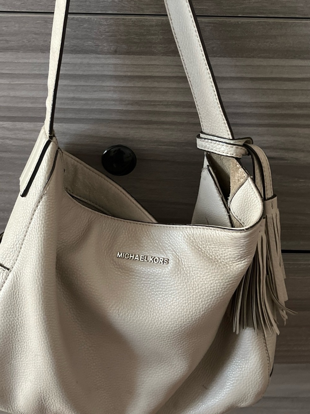 Vintage Michael Kors Cream Leather Shoulder Bag with Tassel